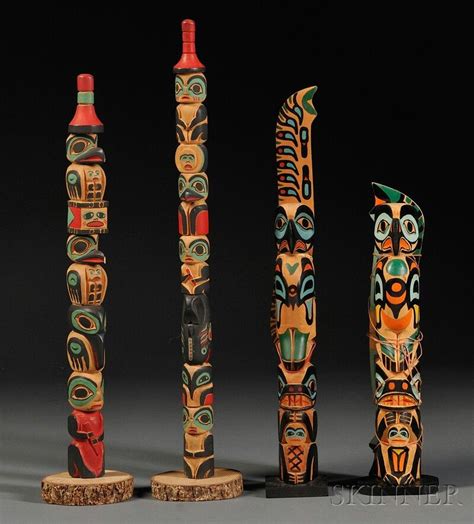 I must say that if i were sailing into this bay i might feel a little intimidated by them! Pin by DELIA C on Hawaiian | Totem pole, Totem, Polychrome