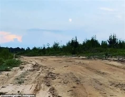 19 African American families buy 97 acres of land in Georgia to build a