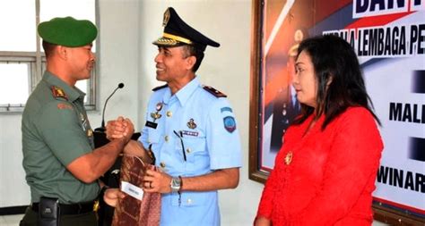 Jadi selama bulan november ini kabupaten karanganyar akan disibukan dengan berbagai acara jadi. Hari Winarca Jabat Kalapas Kelas II-B Bondowoso Gantikan ...
