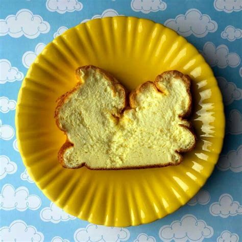 Featured in 5 wholesome bread recipes to start your morning. Healthy keto cloud bread with baking soda special-diet | Low carb bread substitute, Low carb ...