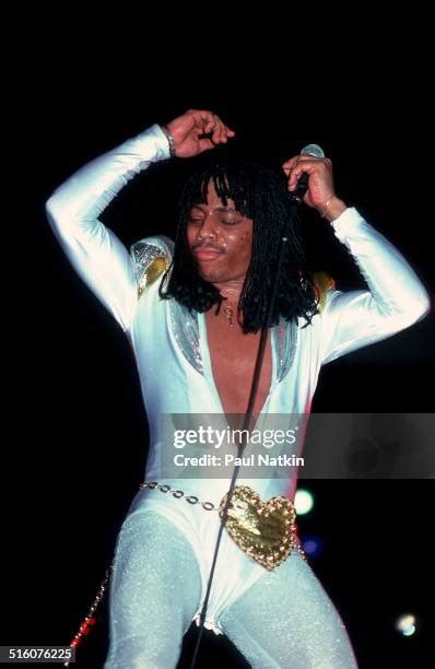 9543 Rick James Photos And High Res Pictures Getty Images