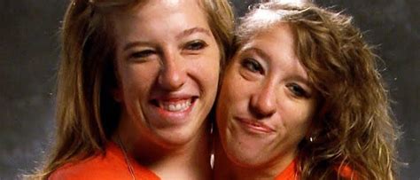 Abby Und Brittany Sind Jetzt Zwillinge Zusammen 2020 Wurden Sie