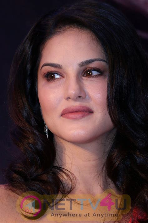 Actress Sunny Leone To Launch Her Own Mobile App Cute Pics 409841