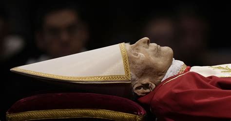 thousands view former pope benedict xvi lying in state los angeles times