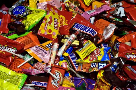 8 Cool Ways To Use Leftover Halloween Candy According To Dc Chefs