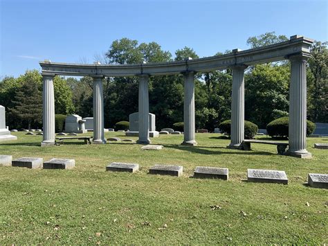 A Walk In Oak Ridge Cemetery Culture