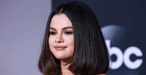 Selena Gomez Inspired Natural Makeup Saubhaya Makeup