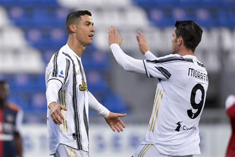 Criticado Cristiano Ronaldo Faz Três Gols E A Juventus Vence Cagliari