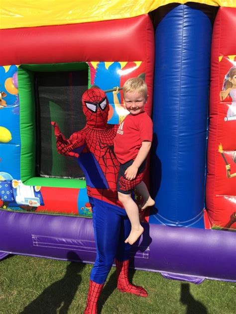Childrens Party Entertainers In Rotherham Bouncy Castle Hire And Disco