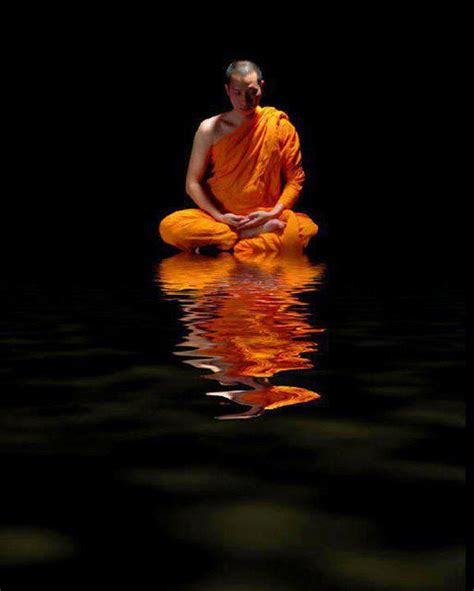 Venerable Mettananda Bhikkhu Buddhist Monk Meditation On Water