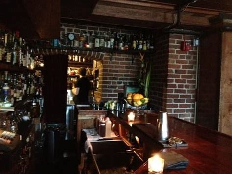 Bathtub gin at university sports bar, seattle, wa, usa. Join the Happy Hour at Bathtub Gin & Co in Seattle, WA 98121