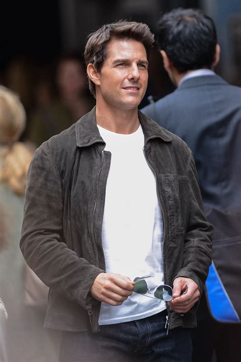 Everything About Tom Cruise Spouses Mimi Rogers Nicole Kidman Katie Holmes Zestvine