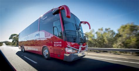 How To Explore Australia By Bus Or Coach Rome2rio Travel