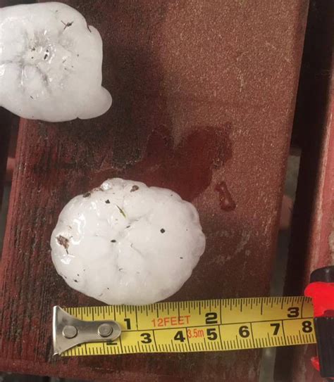 Two-inch hail falls in New England: Hail totals for 