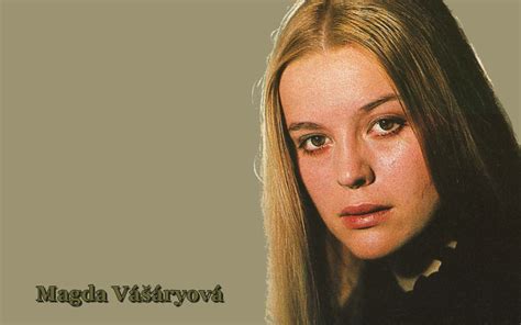 Born 26 august 1948) is a slovak actress . Filmovízia: Magda Vášáryová