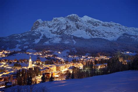 Cortina Dampezzo Regina Statiunilor De Ski Traduceri Italiana