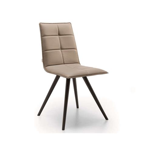 Afin de s'intégrer parfaitement à votre intérieur, nos chaises sont disponibles dans différents matériaux et couleurs. Chaise de salle à manger moderne en synthétique matelassé ...