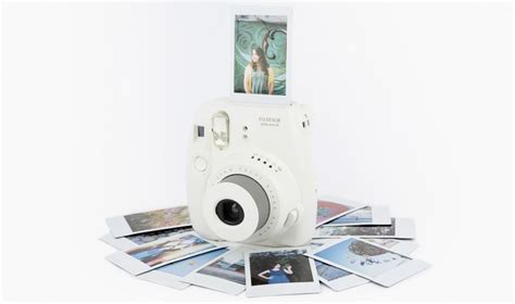 Instax Mini 8 La Fotocamera Hipster Di Fujifilm Wired