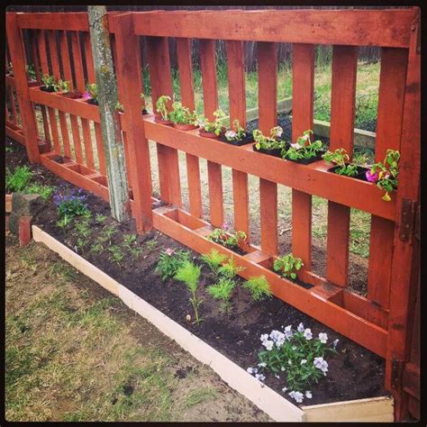 Cheap Fence Ideas To Embellish Your Garden And Your Home