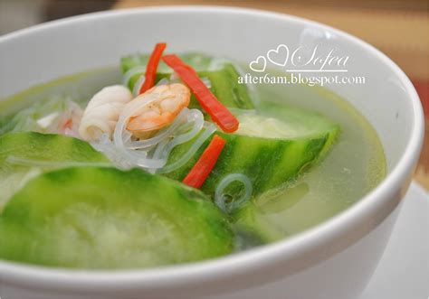 Anda bisa membuat pola blus atau gaun. After 6 am: SUP SAYUR PETOLA