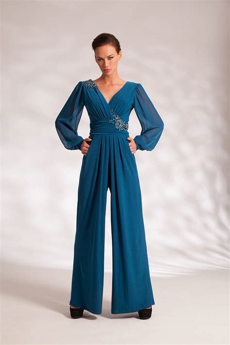Check spelling or type a new query. Combinaison femme chic pour soirée - LM GERARD