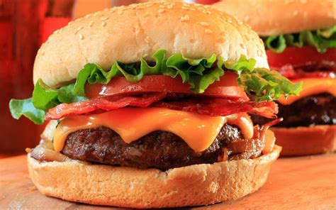 La hamburguesa es uno de los platillos más populares del mundo. ¡Hoy es el Día Internacional de la Hamburguesa! - Noticias, Deportes, Gossip, Columnas | El Sol ...