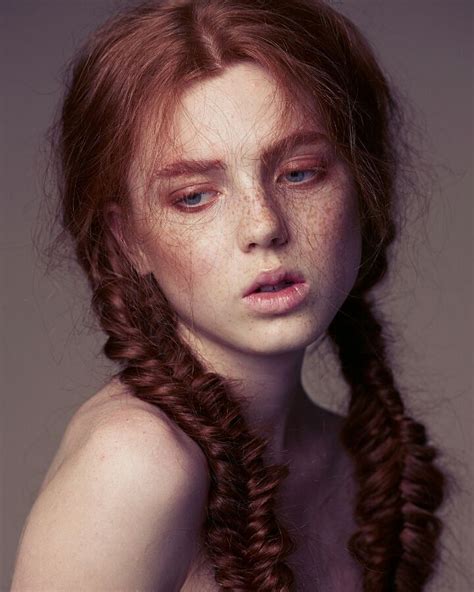 Pin By Ника Ровинская On Лена Иващенко Pale Makeup Gorgeous Redhead