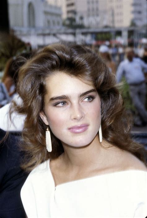 Browgoals The 23 Most Epic Eyebrows In History Brooke Shields