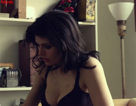 Alexandra Daddario And Tania Raymonde From Texas Chainsaw Picture