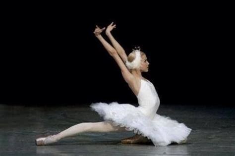 Alina Somova Odette Ballet Shoes Balletomane Break Dance