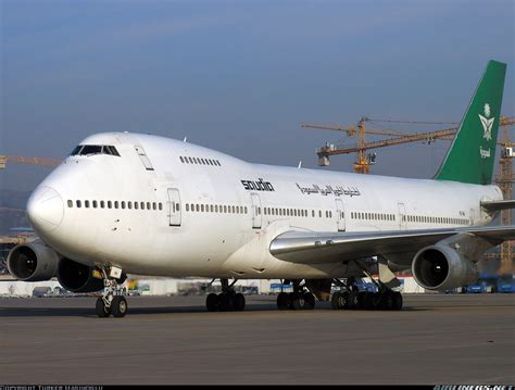 Boeing 747 2u3b Saudi Arabian Airlines Aviation Photo 0960485