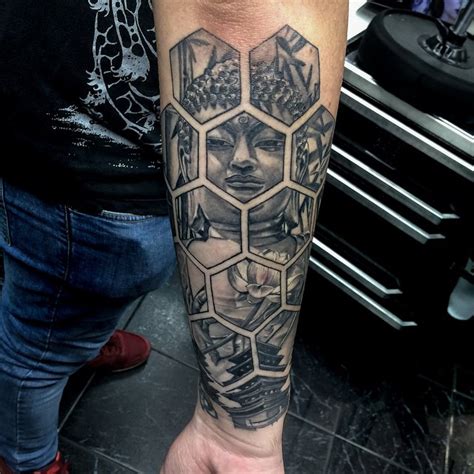 It's not just a beautiful piece of art with a figure that is iconic. 130+ Best Buddha Tattoo Designs & Meanings - Spiritual ...