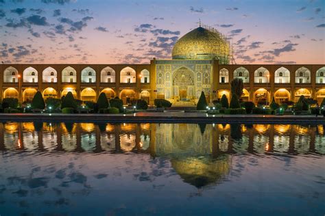 Why You Should Visit Iran Now More Than Ever 10 Dec 2018 Norbert