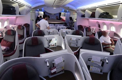 It may get a bit crowded in peak hub i have a very relaxing, private and comfortable business class flight with qatar airways a380 to london. Review: Qatar Airways 787 Dreamliner Business Class (Daytime Flight)