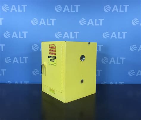 Check spelling or type a new query. Justrite 25040 Flammable Liquid Storage Cabinet