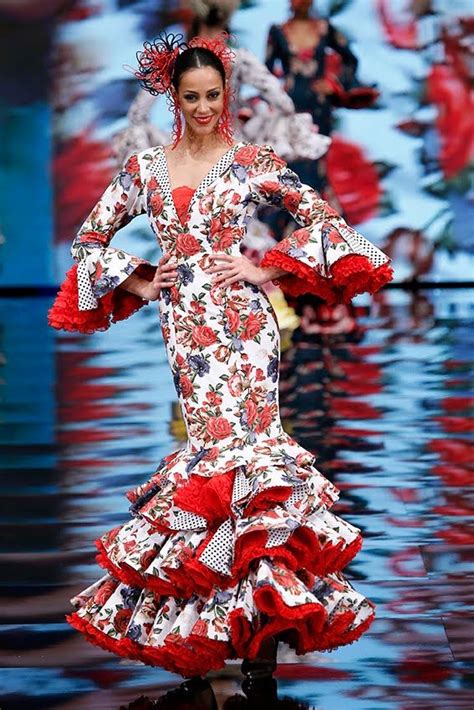 Colección 2017 Moda Flamenca 2017 Trajes Flamenca Granada Moda 2017 Moda Moda Flamenca