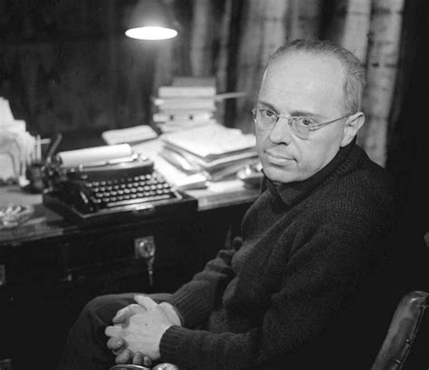 Stanisław lem to najczęściej tłumaczony polski autor. 96. rocznica urodzin Stanisława Lema - pisarza, futurologa ...