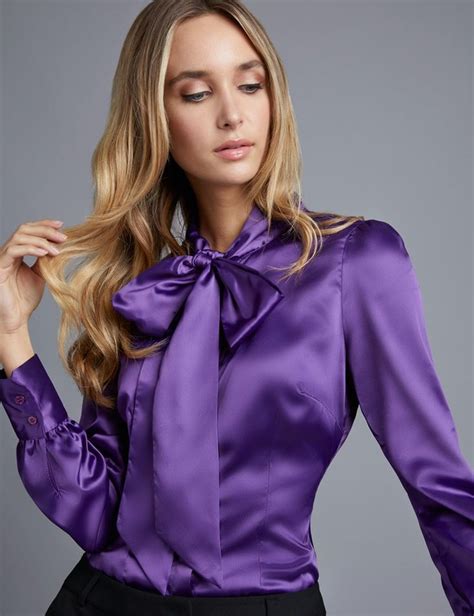 Schluppenbluse Slim Fit Satin Veilchenblau Purple Skirt Outfit Satin Blouses Satin Bow