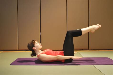 The Pilates Hundred Perfect This Common Warm Up And Conditioning Exercise
