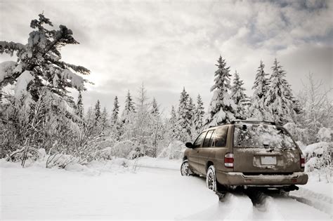 It's one of the best suvs under 20 lakhs available in india. Studded Vs. Studless Snow Tires: Which One Should You ...