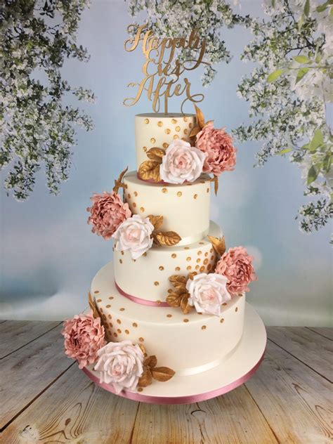 Roses And Gold Sequins Wedding Cake Mel S Amazing Cakes