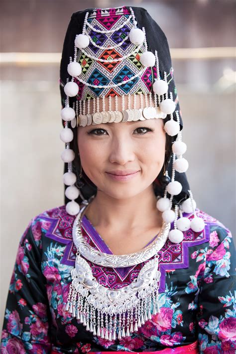 hmong-new-year-motolao-zz-vietnam,-cambodia,-loas-in-2019-hmong-people,-ethnic-fashion