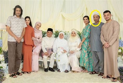 Pun begitu pasti peminat neelofa ada alasannya. Dakwaan jadi wali, Bapa Kandung Neelofa akhirnya bersuara ...