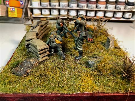 German Infantry Mortar Soldier Team Set Plastic Model Military Free