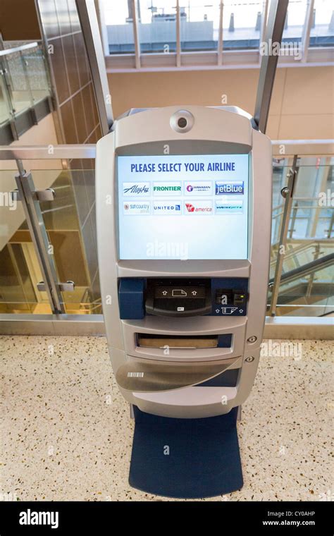 Airport Ticket Kiosk Hi Res Stock Photography And Images Alamy