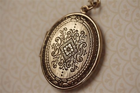 We did not find results for: Large Gold Ornate Vintage Locket Necklace with Picture Frames