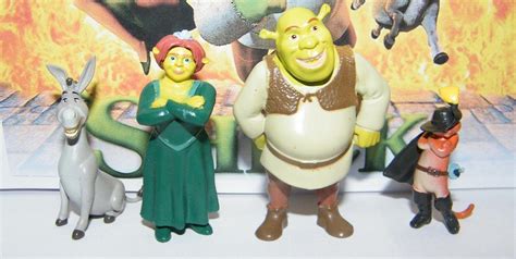 Dreamworks Shrek Figure Playset Toy Set With Shrek Fiona Puss N Boots