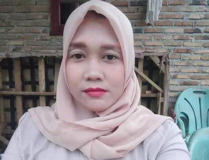 Bunda Ratna STW Status Janda Usia 44 Tahun Tinggal Di Jakarta Cari