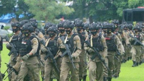 Operasi Damai Cartenz 105 Personel Brimob Polda Ntt Bergerak Ke Papua Wahana News