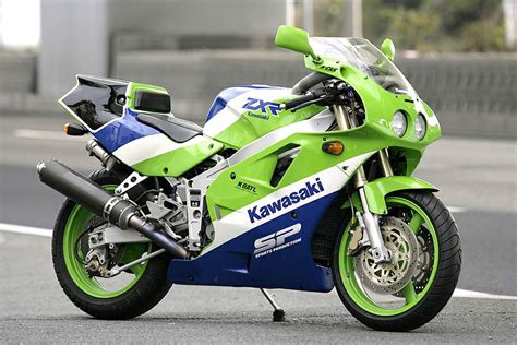 Review Of Kawasaki Zxr 750 1989 Pictures Live Photos And Description